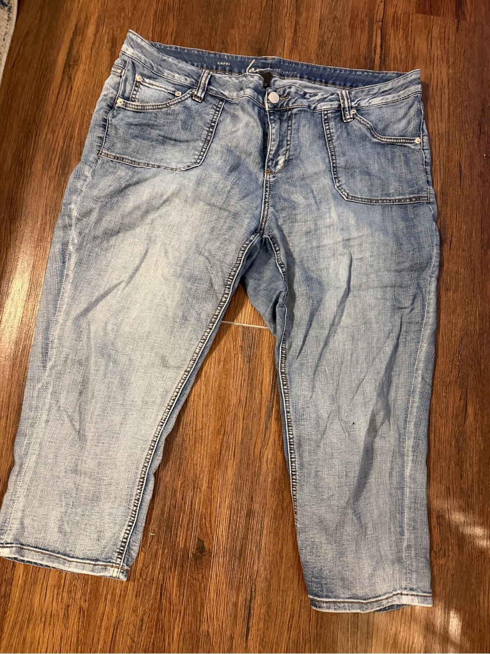 Lane Bryant Light Wash Women's Denim Capri Jeans